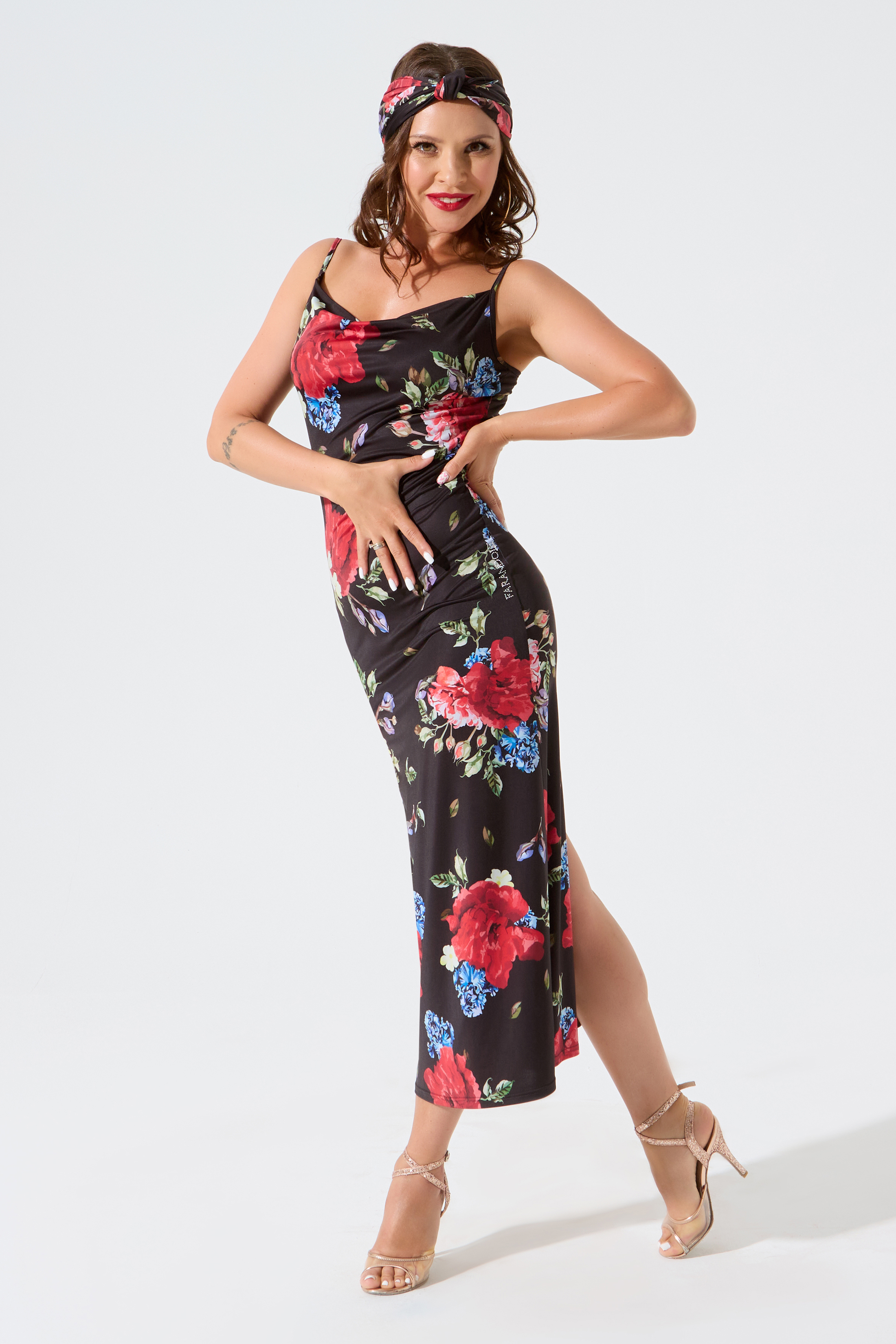 Платье с качелью на груди (цветочный принт) Платье с качелью на груди (цветочный принт)